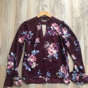 Floral flowy top